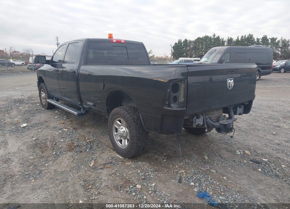 2016 RAM 2500 SLT VIN: 3C6TR5JT2GG166185