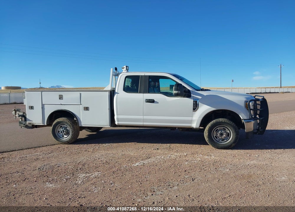 2018 FORD F-350 XL VIN: 1FD7X3B61JEC95591