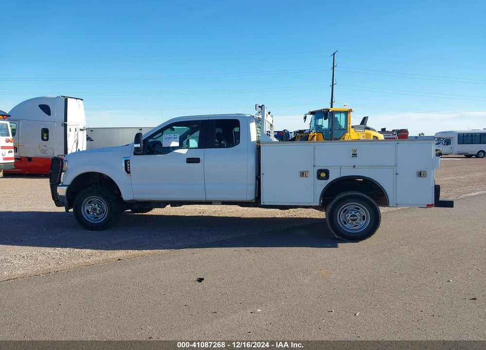 2018 FORD F-350 XL VIN: 1FD7X3B61JEC95591