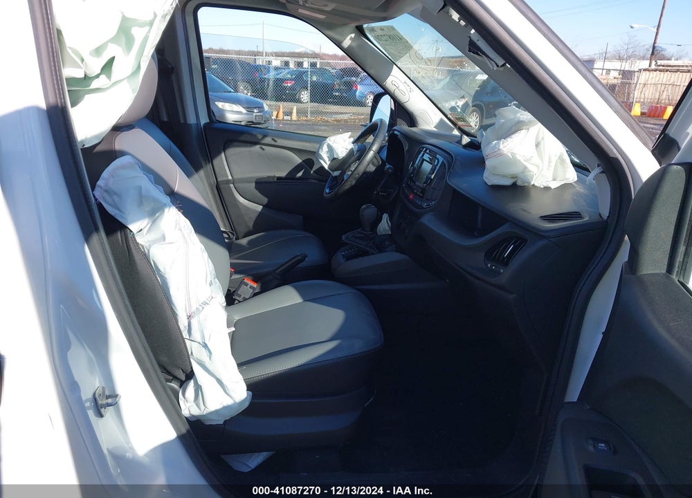 2021 RAM PROMASTER CITY TRADESMAN SLT VIN: ZFBHRFBB7M6U55430