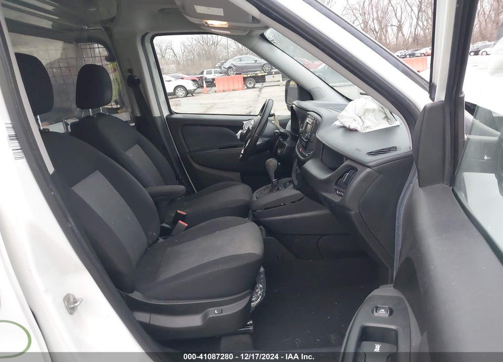 2021 RAM PROMASTER CITY TRADESMAN SLT VIN: ZFBHRFBB0M6U56256