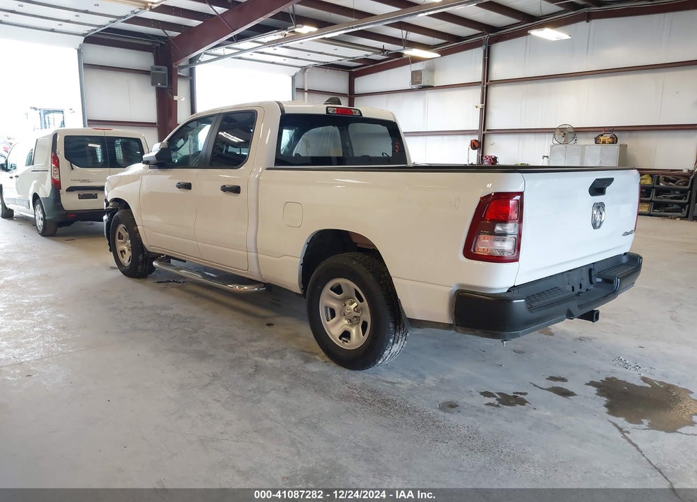 2024 RAM 1500 TRADESMAN 4X4 6'4 BOX VIN: 1C6RRFCG3RN221754