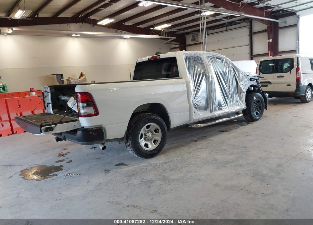2024 RAM 1500 TRADESMAN 4X4 6'4 BOX VIN: 1C6RRFCG3RN221754
