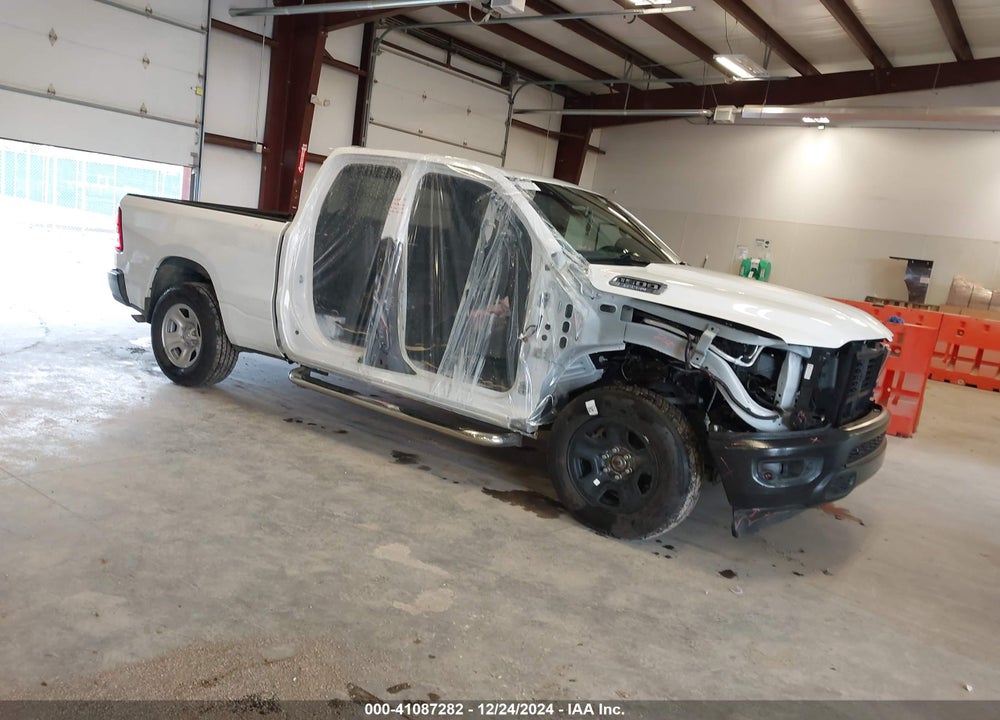 2024 RAM 1500 TRADESMAN 4X4 6'4 BOX VIN: 1C6RRFCG3RN221754