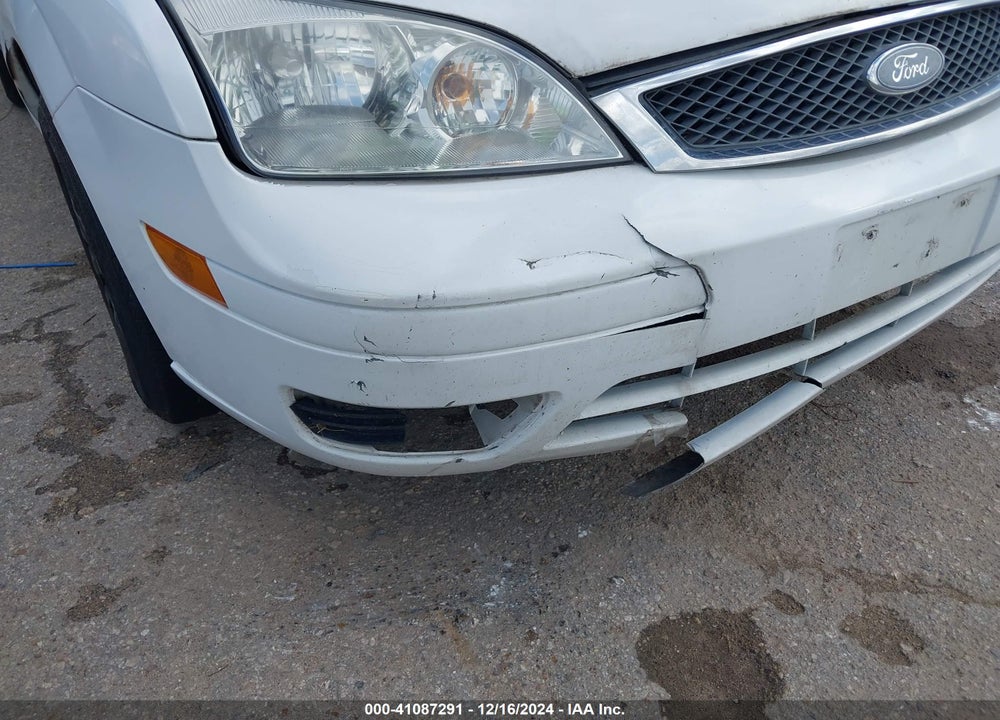 2007 FORD FOCUS VIN: 1FAFP34N07W280075