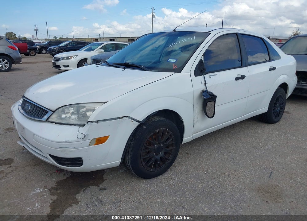 2007 FORD FOCUS VIN: 1FAFP34N07W280075