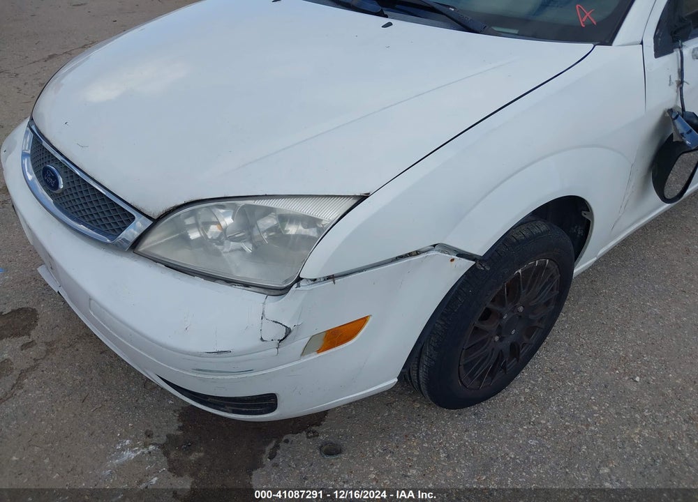 2007 FORD FOCUS VIN: 1FAFP34N07W280075