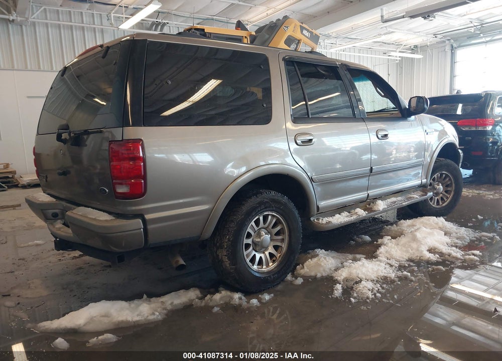 2001 FORD EXPEDITION EDDIE BAUER VIN: 1FMPU18L21LB70525
