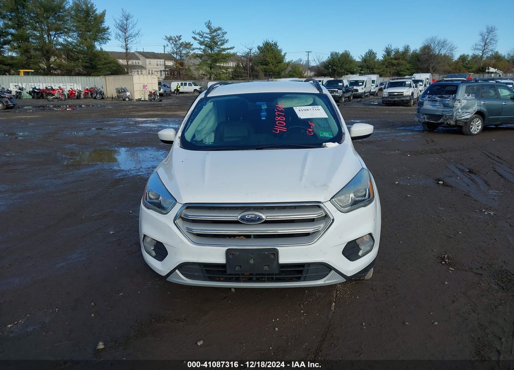2018 FORD ESCAPE SEL VIN: 1FMCU9HD1JUA26822