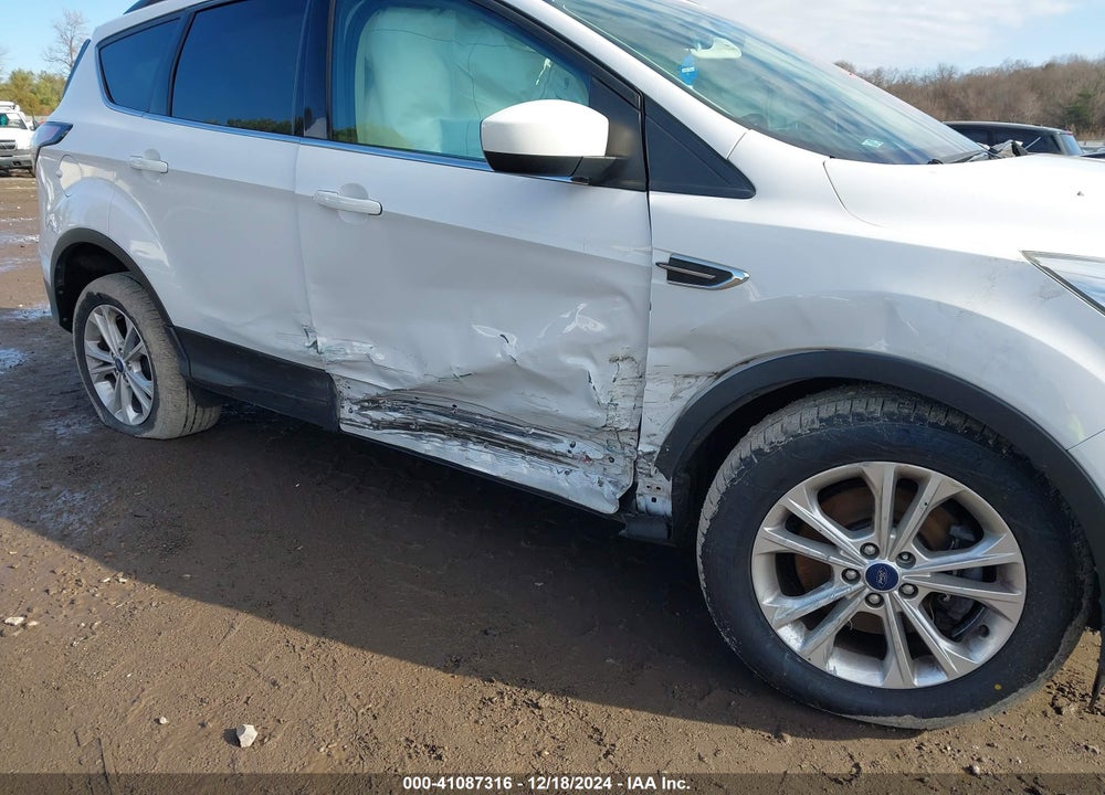 2018 FORD ESCAPE SEL VIN: 1FMCU9HD1JUA26822