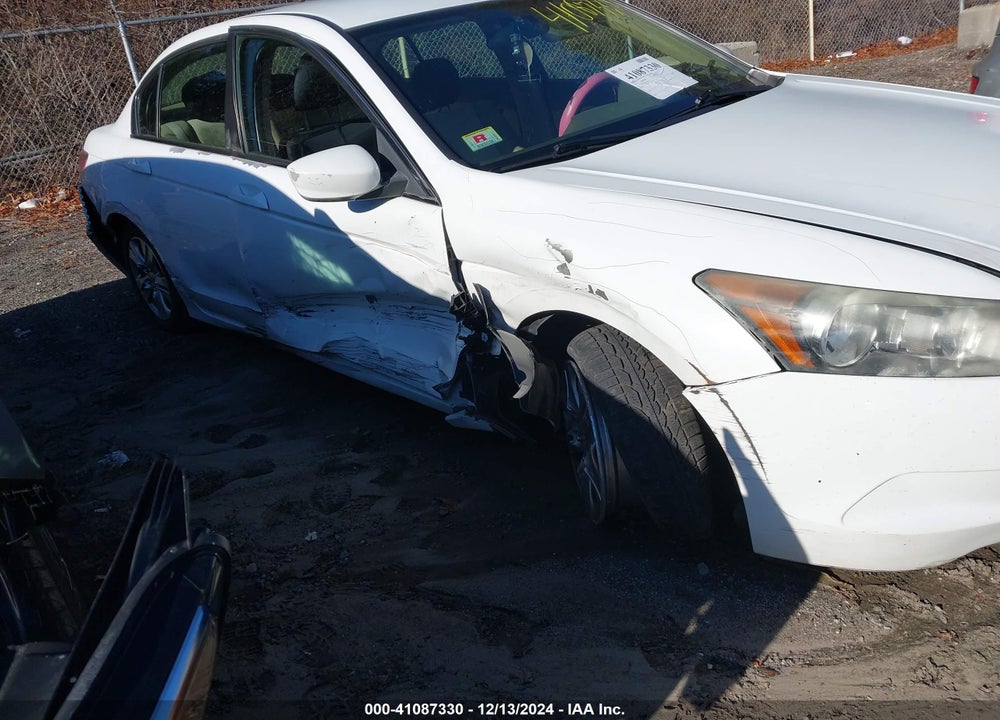 2010 HONDA ACCORD 2.4 LX-P VIN: 1HGCP2F43AA178237