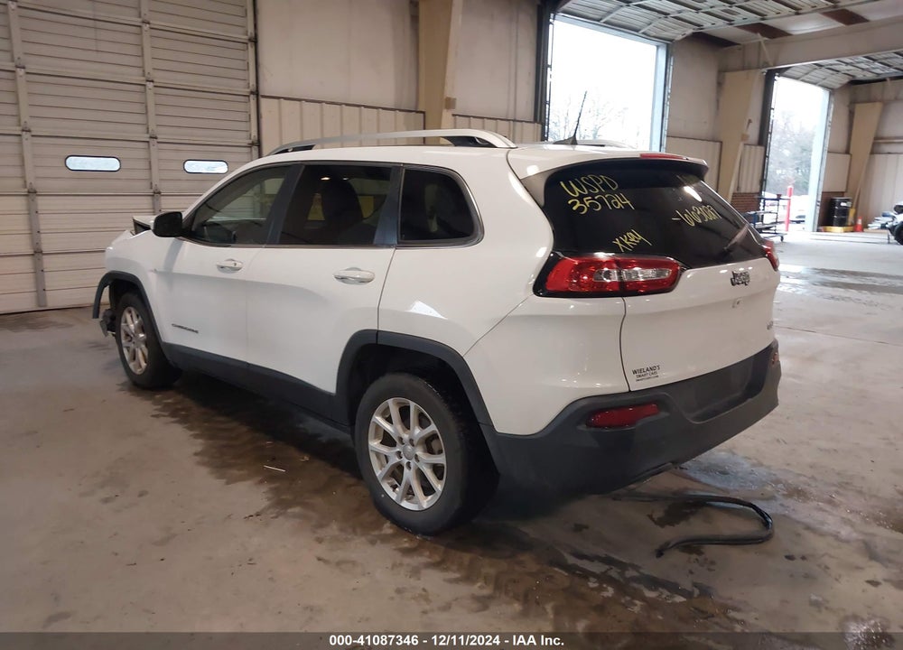 2017 JEEP CHEROKEE LATITUDE FWD VIN: 1C4PJLCB8HW663027