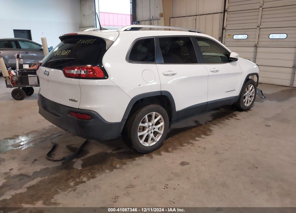 2017 JEEP CHEROKEE LATITUDE FWD VIN: 1C4PJLCB8HW663027