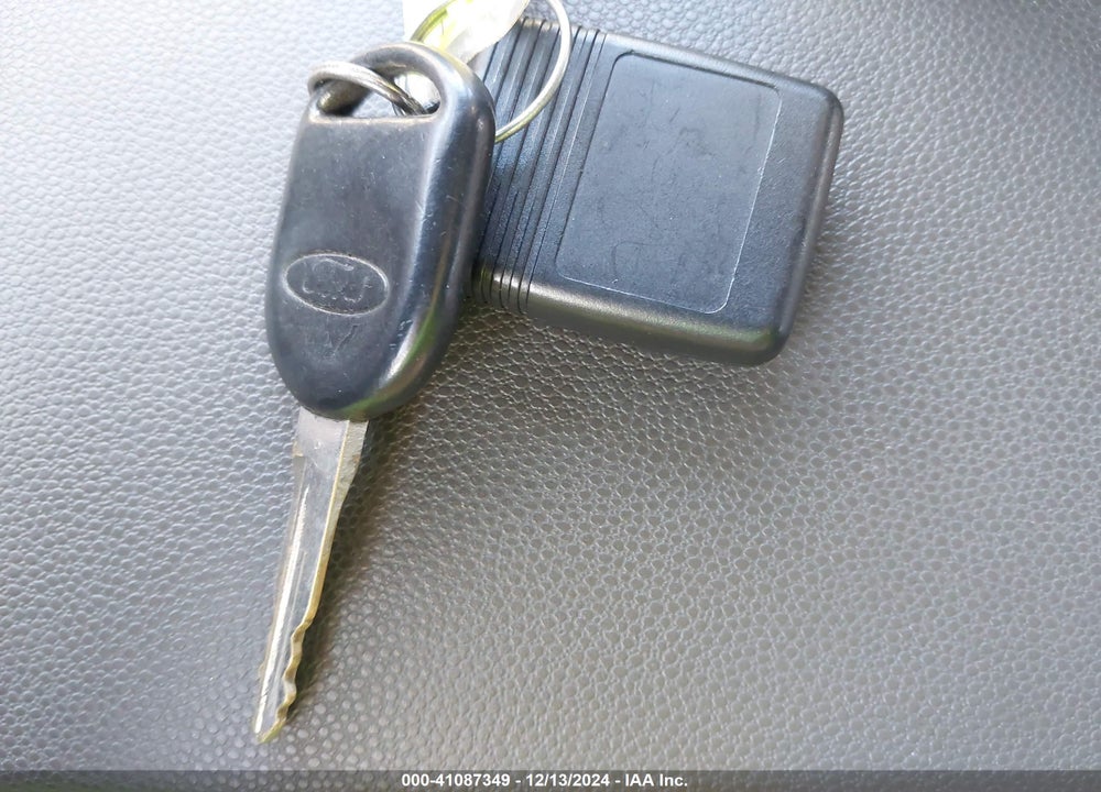 2010 FORD FOCUS VIN: 1FAHP3FN3AW180632