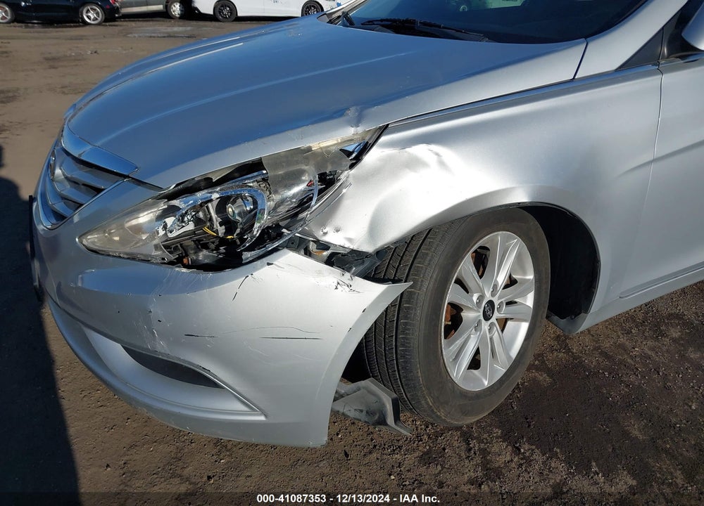 2011 HYUNDAI SONATA VIN: 5NPEB4AC8BH019076