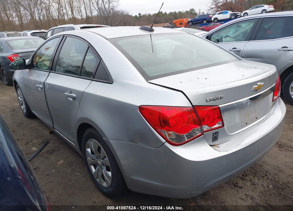 2015 CHEVROLET CRUZE LS AUTO VIN: 1G1PA5SG1F7121843