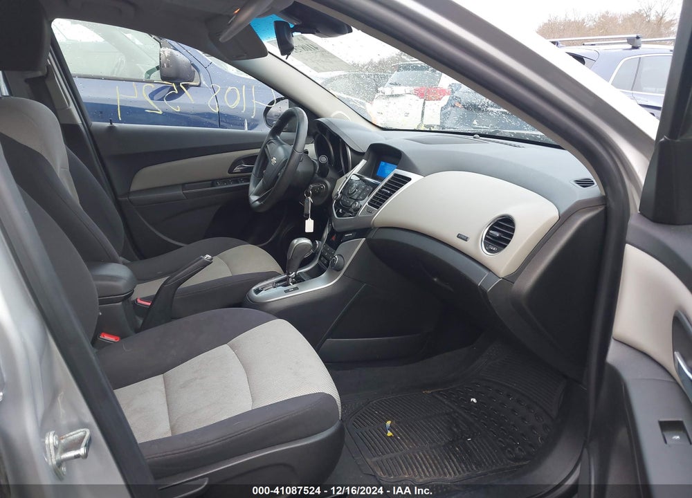2015 CHEVROLET CRUZE LS AUTO VIN: 1G1PA5SG1F7121843