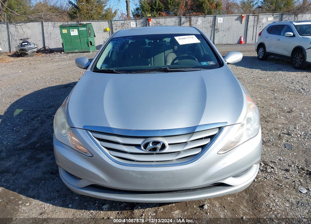 2011 HYUNDAI SONATA VIN: 5NPEB4AC1BH273860