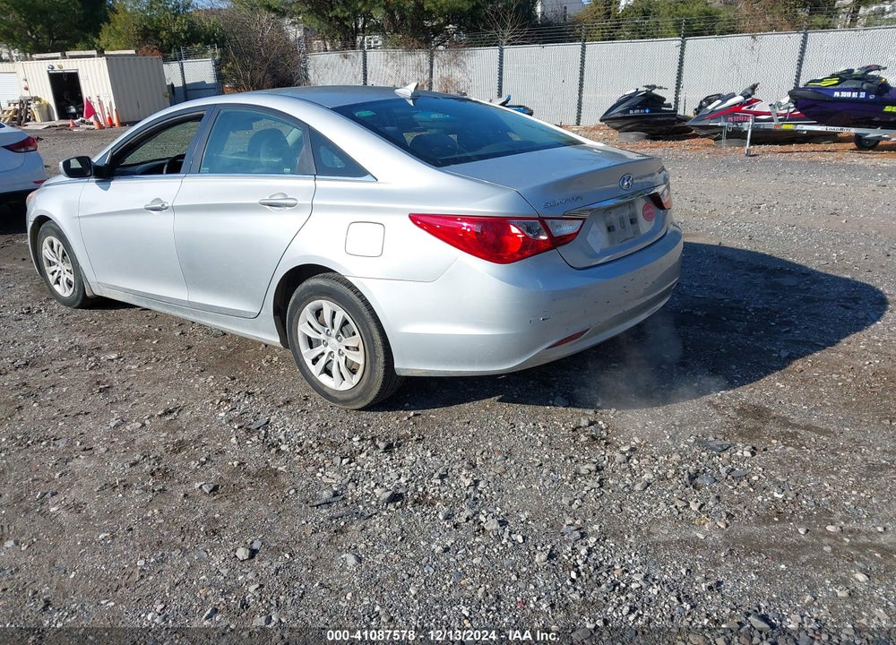 2011 HYUNDAI SONATA VIN: 5NPEB4AC1BH273860