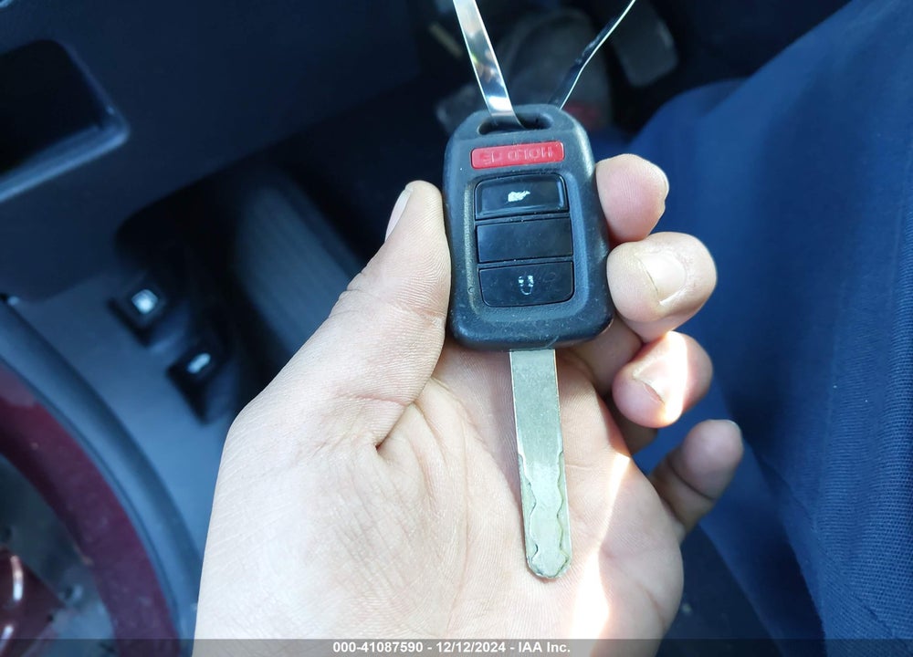 2018 HONDA CR-V LX VIN: 2HKRW5H35JH423369