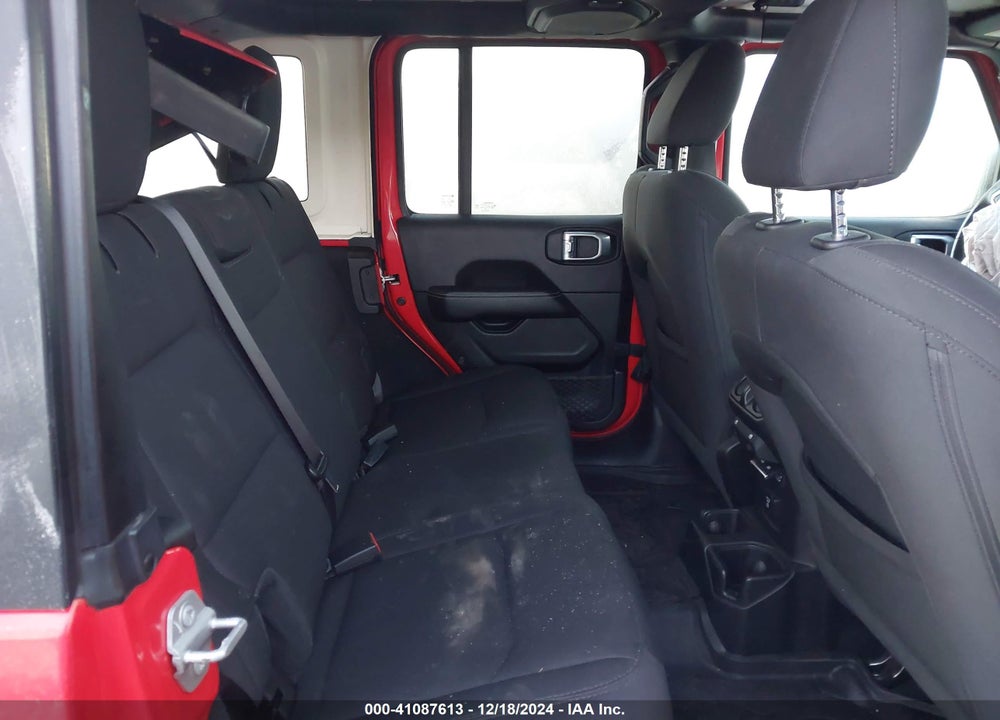 2020 JEEP WRANGLER UNLIMITED SAHARA 4X4 VIN: 1C4HJXEGXLW301343