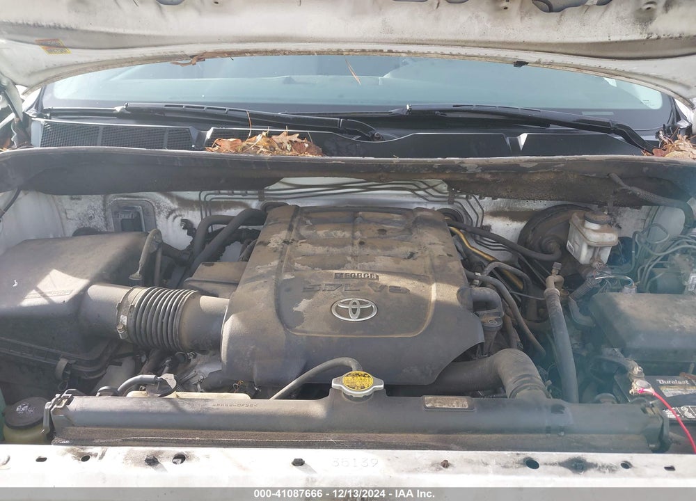 2011 TOYOTA TUNDRA GRADE 5.7L V8 VIN: 5TFUW5F1XBX197637