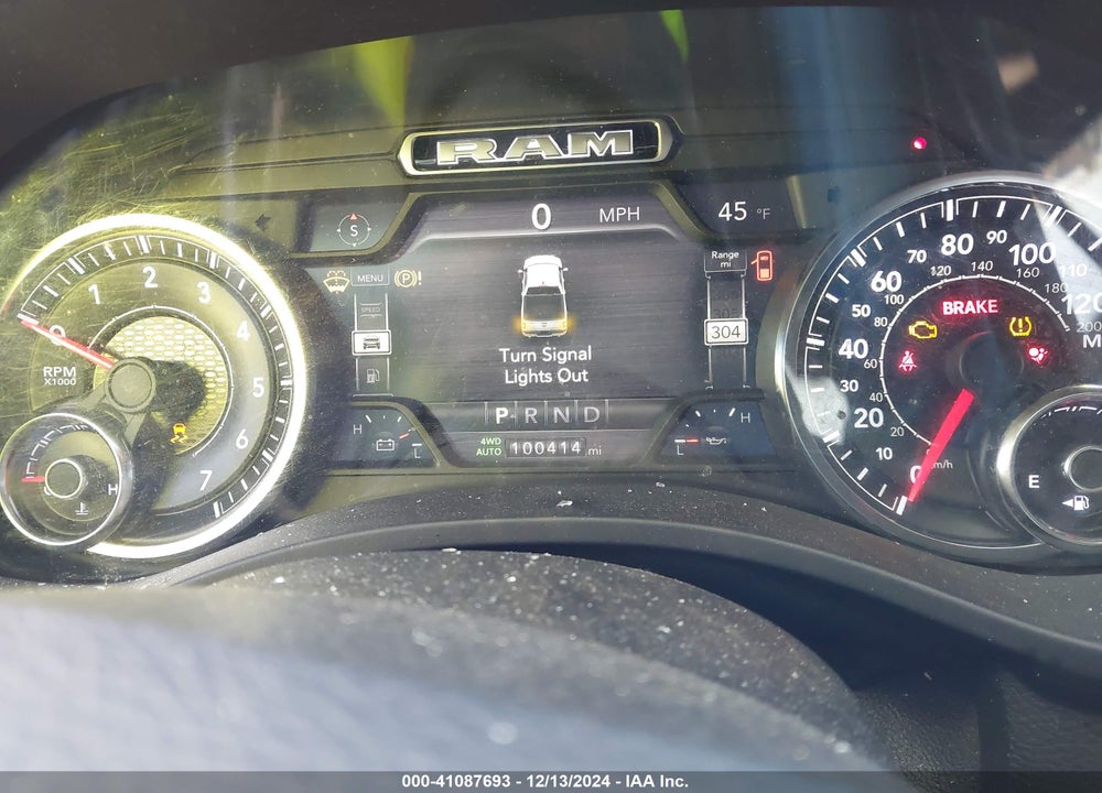 2019 RAM 1500 BIG HORN/LONE STAR 4X4 5'7 BOX VIN: 1C6SRFFTXKN583743