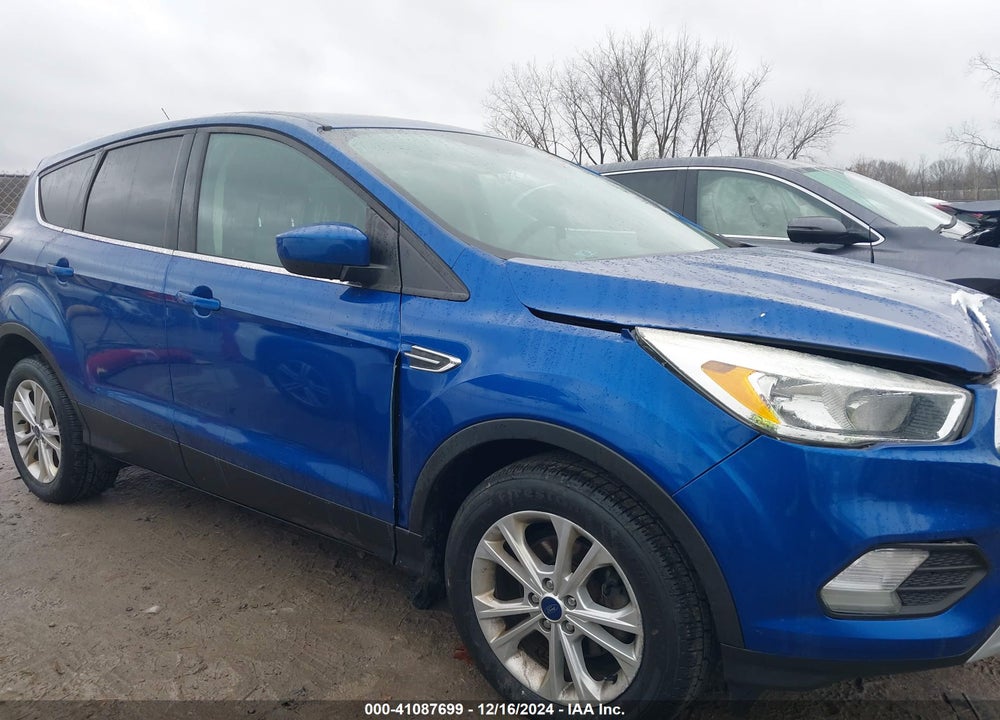 2017 FORD ESCAPE SE VIN: 1FMCU0GD4HUC63800