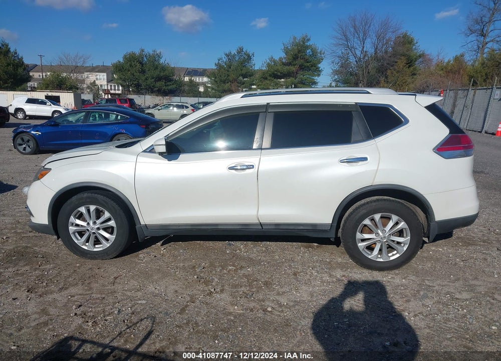 2015 NISSAN ROGUE SV VIN: 5N1AT2MV9FC909032
