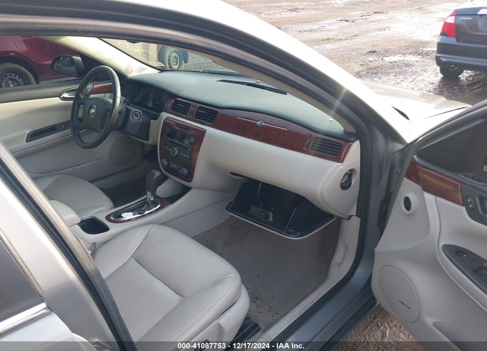 2008 CHEVROLET IMPALA LTZ VIN: 2G1WU583889174922