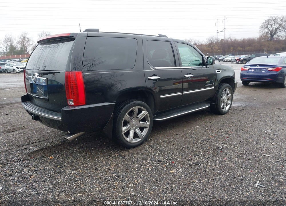 2007 CADILLAC ESCALADE STANDARD VIN: 1GYFK63887R239594