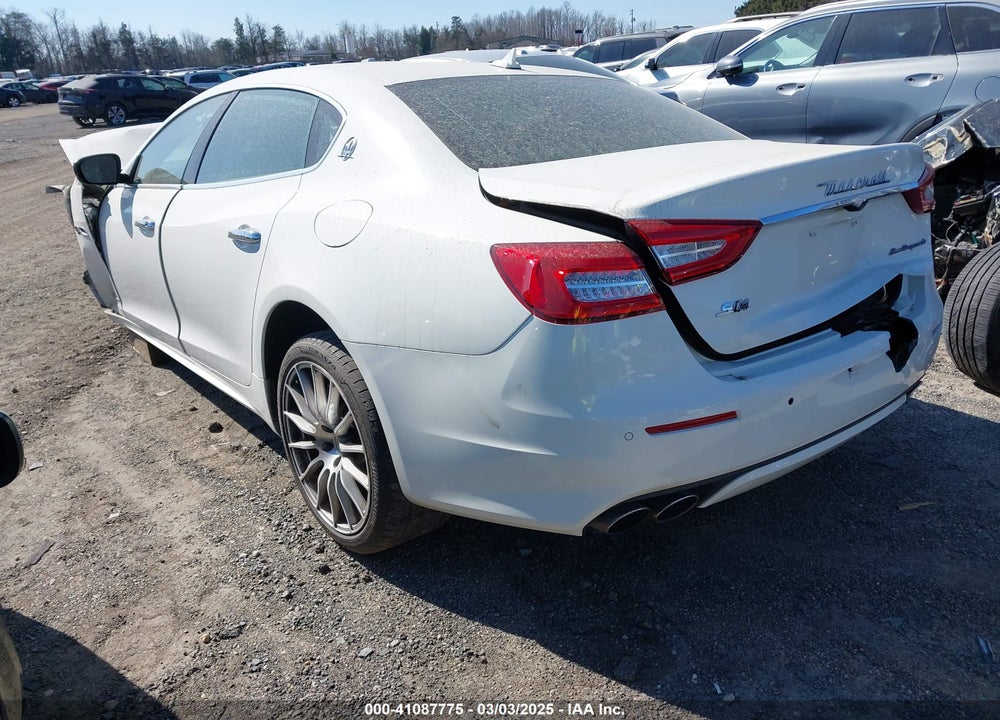 2018 MASERATI QUATTROPORTE VIN: ZAM56YRL4J1291741