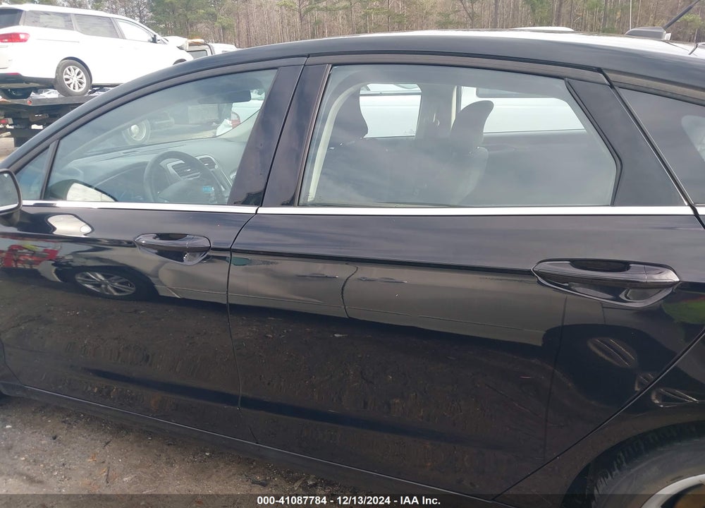 2018 FORD FUSION SE VIN: 3FA6P0H73JR174613
