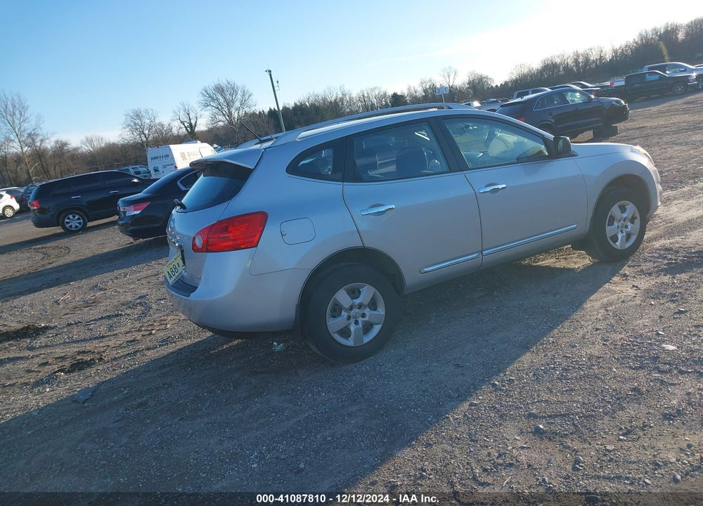 2014 NISSAN ROGUE SELECT S VIN: JN8AS5MV6EW707095