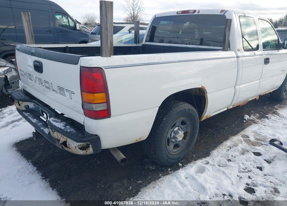 2002 CHEVROLET SILVERADO 1500 VIN: 2GCEC19V121231384