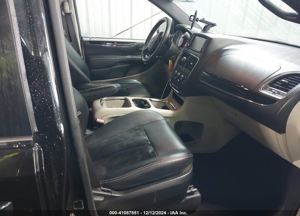 2017 DODGE GRAND CARAVAN SXT VIN: 2C4RDGCG4HR801075