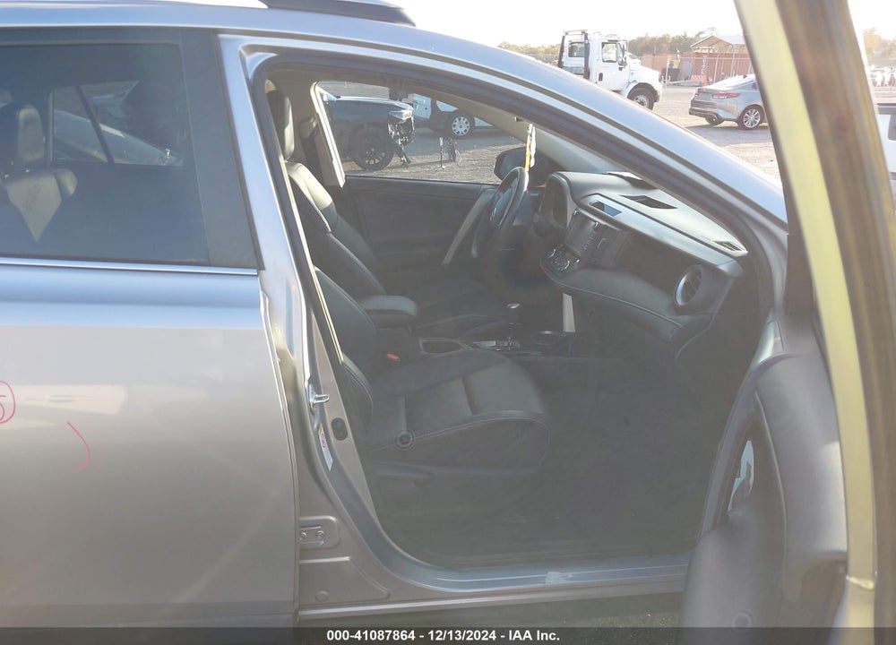 2018 TOYOTA RAV4 LIMITED VIN: 2T3YFREV6JW414553