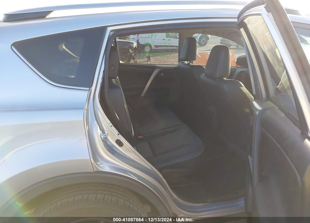 2018 TOYOTA RAV4 LIMITED VIN: 2T3YFREV6JW414553
