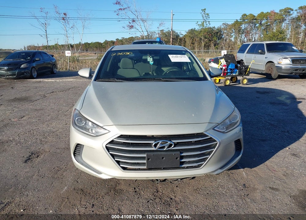 2017 HYUNDAI ELANTRA VIN: 5NPD84LF5HH022754