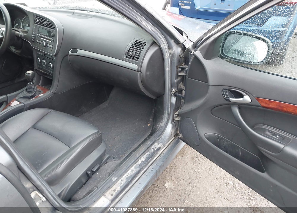 2008 SAAB 9-3 2.0T VIN: YS3FB46Y981113825