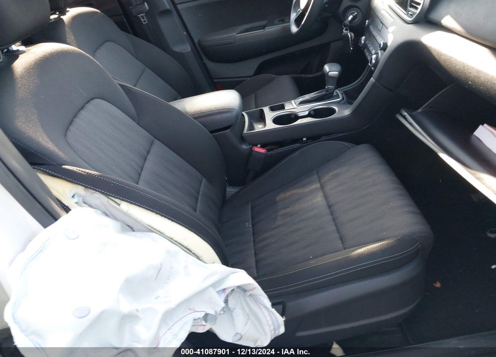 2021 KIA SPORTAGE LX VIN: KNDPM3AC6M7944492