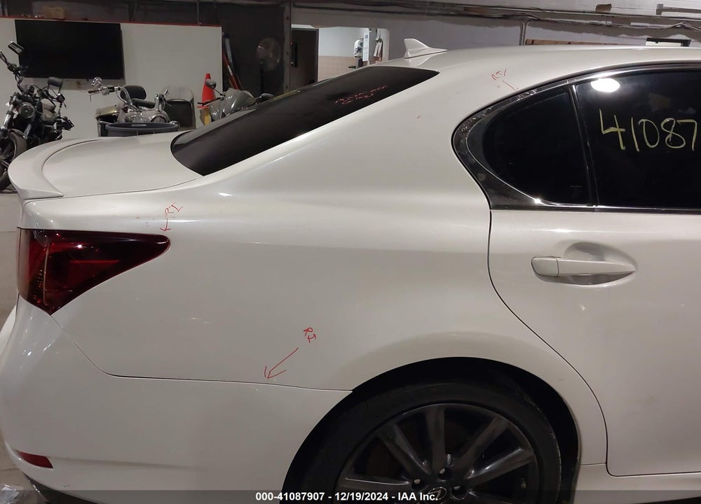 2013 LEXUS GS VIN: JTHCE1BL3D5009116