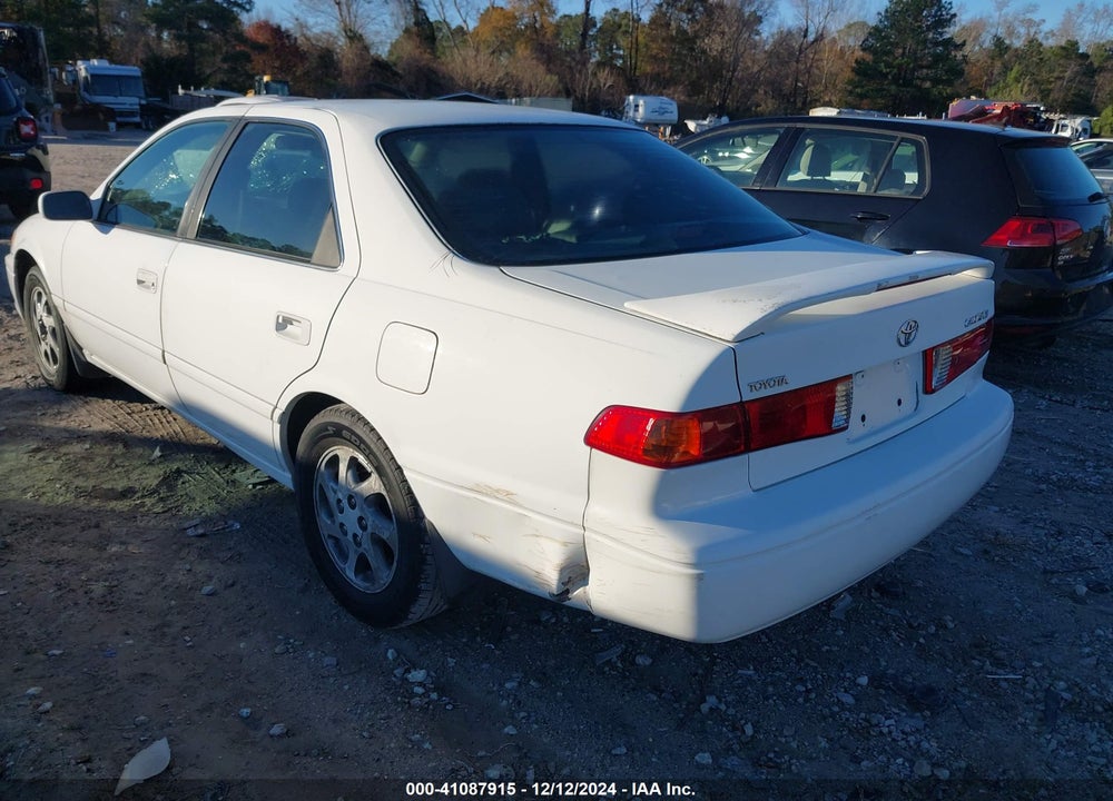 2000 TOYOTA CAMRY LE VIN: 4T1BG22KXYU932270