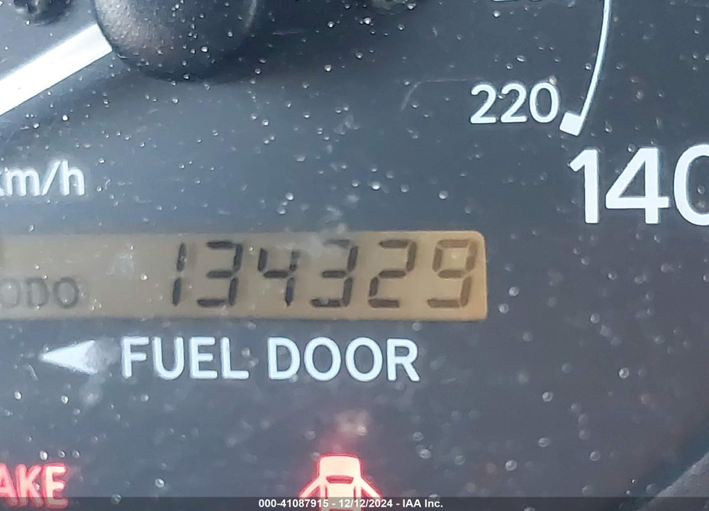 2000 TOYOTA CAMRY LE VIN: 4T1BG22KXYU932270