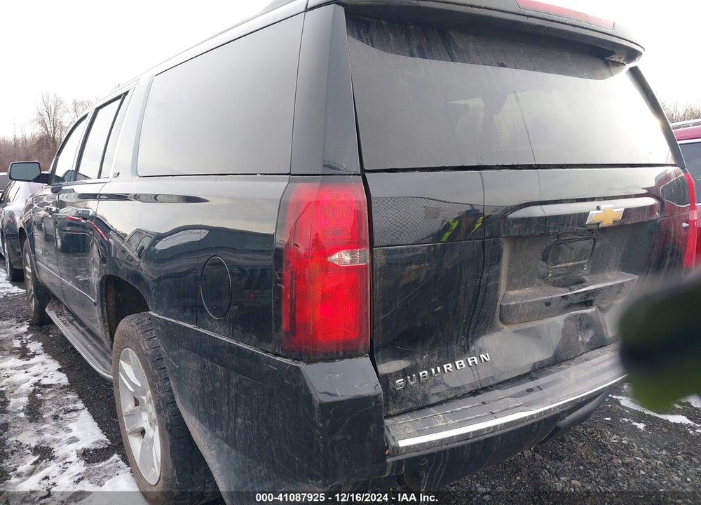 2016 CHEVROLET SUBURBAN LTZ VIN: 1GNSKJKC8GR306683