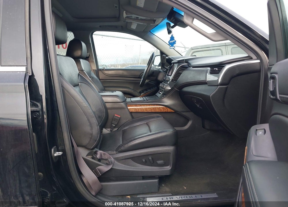 2016 CHEVROLET SUBURBAN LTZ VIN: 1GNSKJKC8GR306683