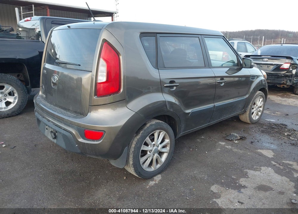 2012 KIA SOUL VIN: KNDJT2A6XC7379059