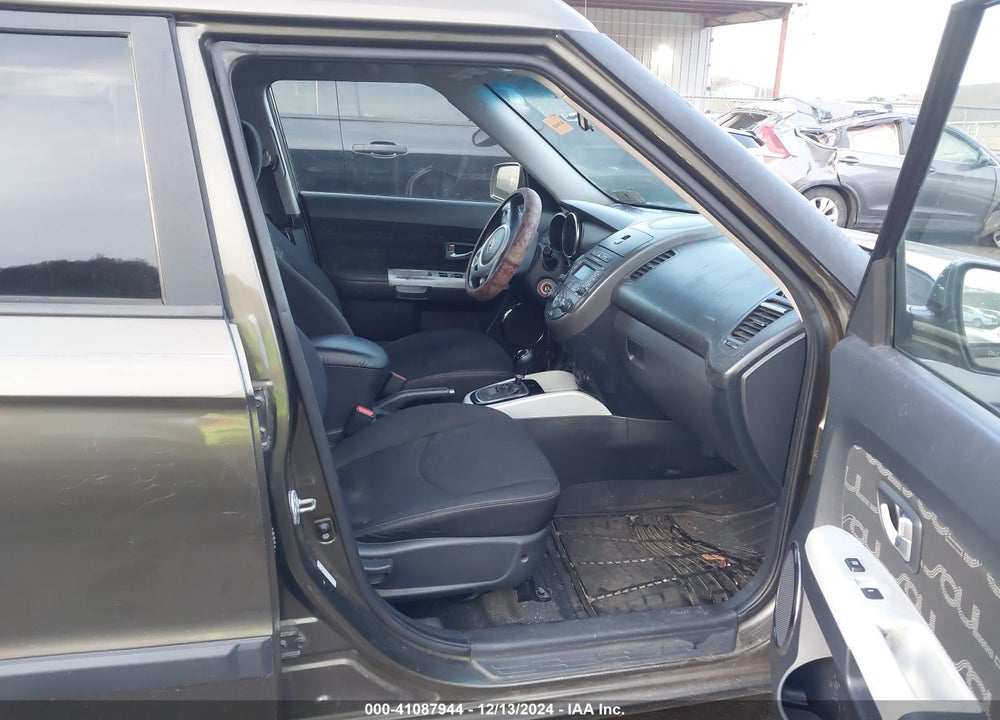2012 KIA SOUL VIN: KNDJT2A6XC7379059