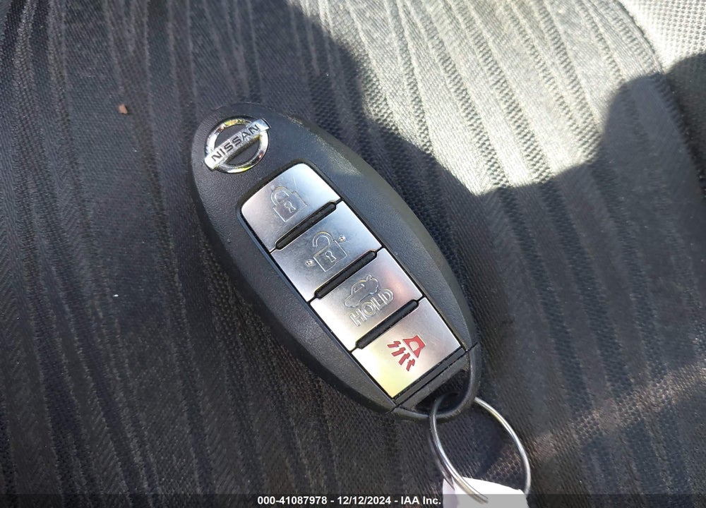 2017 NISSAN SENTRA SV VIN: 3N1AB7AP8HY340665