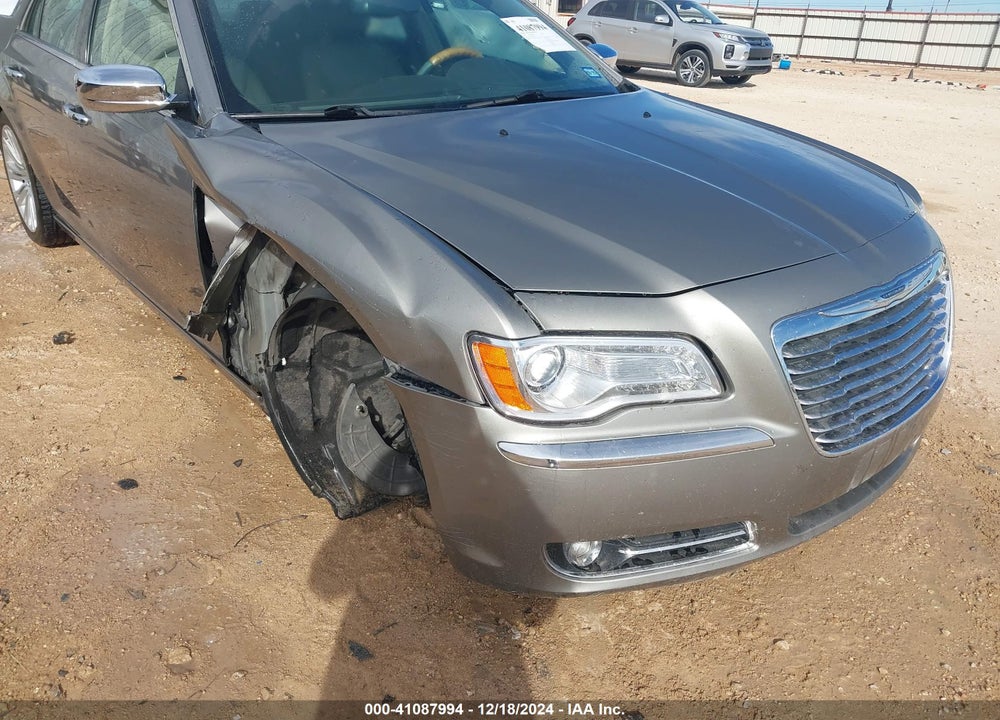 2014 CHRYSLER 300C VIN: 2C3CCAEG0EH337131